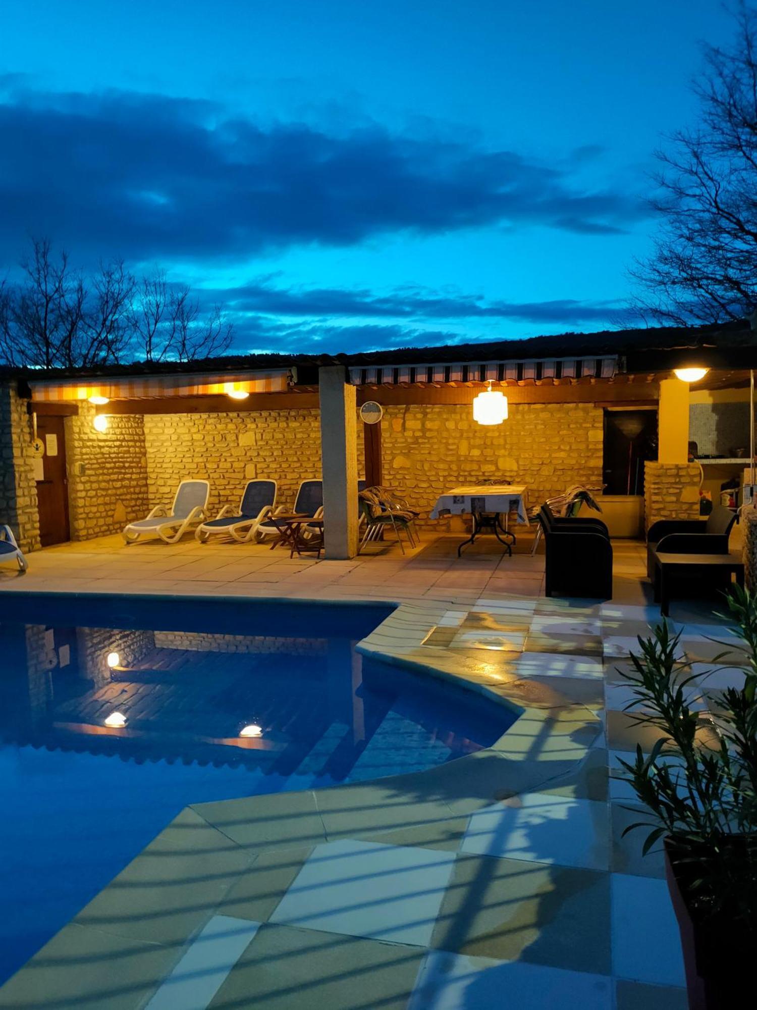 Lioux Les Vallons Holiday Home מראה חיצוני תמונה